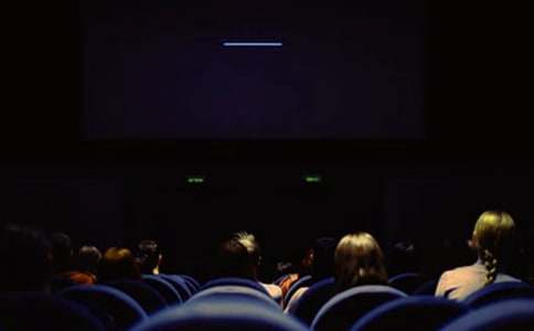 电影《女牛仔与天使》观后感