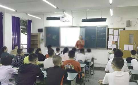 职业学校家长会发言稿