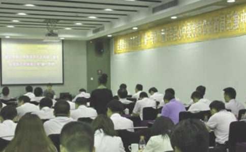 护理部主任竞聘演讲稿