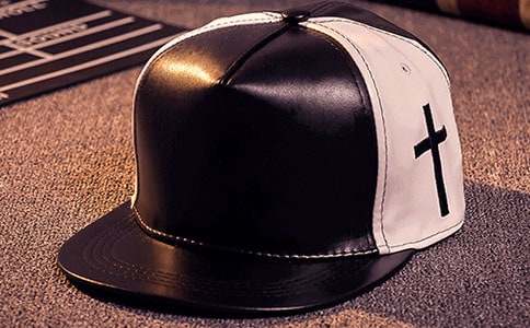 托班健康教案《送帽子、手套、围巾回家》