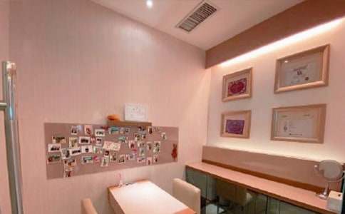 美容院前台工作总结11篇