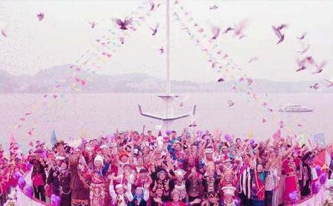 大班主题好看的民族服饰教案(精选8篇)