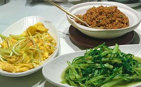 [热]蚂蚁搬食物作文300字